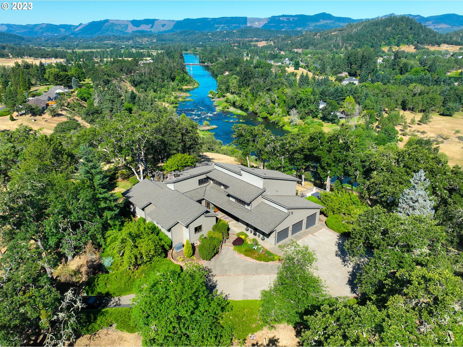 Homes for Rent in Roseburg, OR